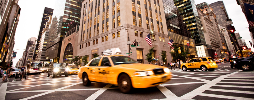 Таксисты Нью-Йорка судятся с мэрией из-за Uber