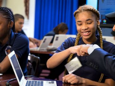 Обама сделает информатику главным предметом для американских школьников