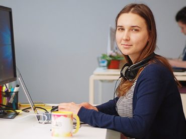 Женское лицо IT: девушки-программисты рассказали, почему любят писать код, как попасть в IT и считают ли себя гиками