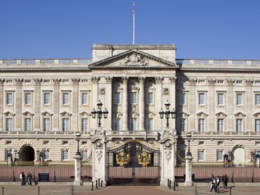 В Лондоне открылась вакансия для горничной с проживанием в Букингемском дворце