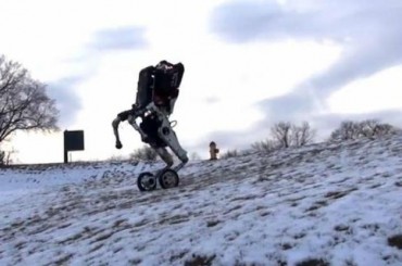 Boston Dynamics показали прыгающего робота на колесах