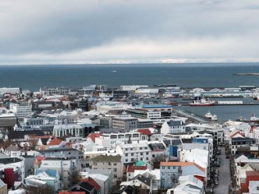 В Исландии работодателей заставят платить справедливые зарплаты