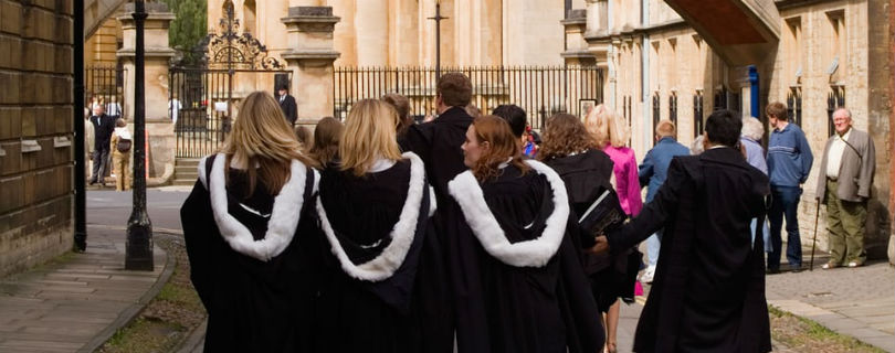 В Оксфорд впервые поступило больше женщин, чем мужчин