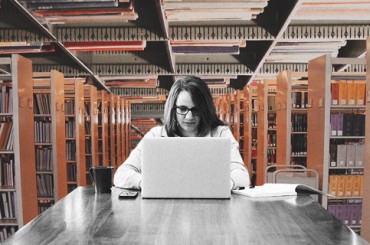 Бібліотеки в офісах: про корпоративну культуру читання, найпопулярніші книги та чим вони корисні у роботі