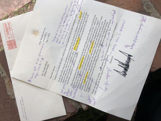 Учительница нашла 11 ошибок в письме Трампа и поставила ему «двойку»