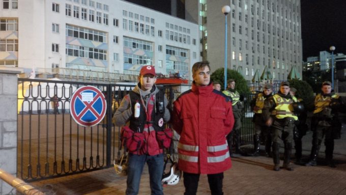 «Самая большая опасность в волонтерстве – дилетантство»: как работают добровольные пожарные, спасатели и парамедики