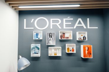 Скорочені п’ятниці, «work from home», соціальна відповідальність: як працюється у найбільшій б’юті-технологічній компанії світу L’oréal з перших вуст