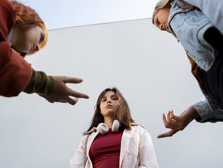 Токсичні люди: як їх розпізнати та спілкуватися без шкоди для себе